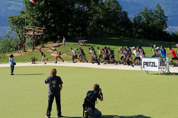 Racing start to the 2011 St Hil'Airtour